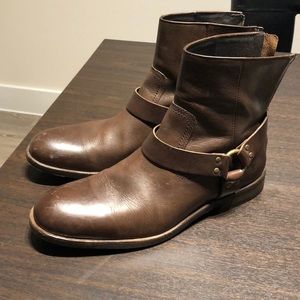 Men’s Frye Weston Harness Boots, size 11.